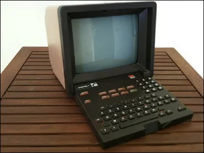 Quel service était le plus populaire lors du lancement du Minitel en 1982 ?