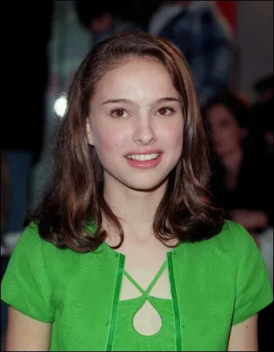 Sous quel nom Neta-Lee Hershlag est-elle connue ?