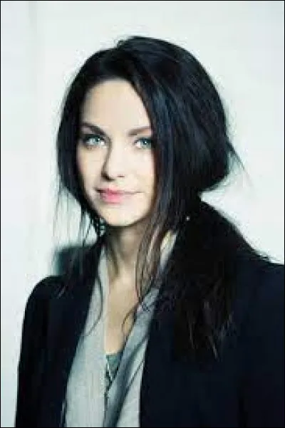 Quel est le nom de cette actrice ?