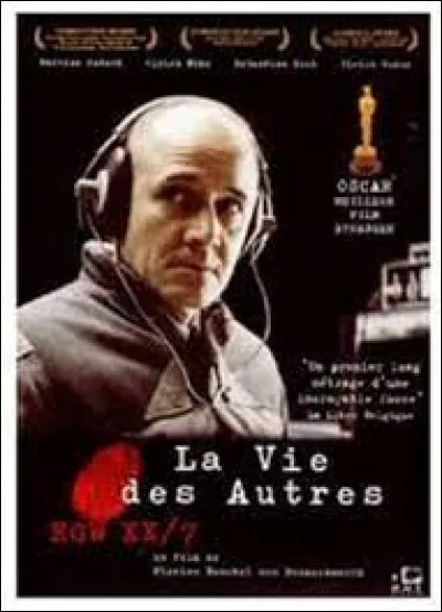 "La Vie des autres" est le titre d'un film joué par Sebastian Koch.