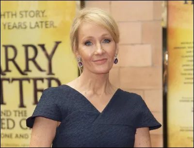 Qui est lauteur de la saga ''Harry Potter'' ?