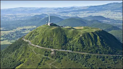 C'est le même coureur qui a remporté ces deux étapes mythiques :