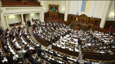 Politique : Comment s'appelle le parlement ukrainien ?