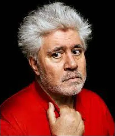 Personnalité : Comment s'appelle le réalisateur espagnol qui a dirigé "Volver", "Tout sur ma mère" ou encore "Parle avec elle" ?