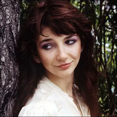 Lequel de ces titres est l��uvre de la chanteuse Kate Bush ?