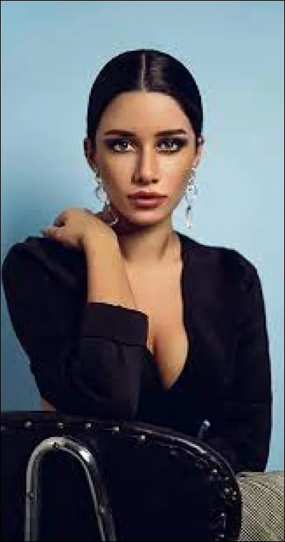 Quel est le nom de cette actrice ?