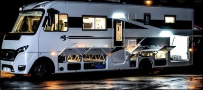 Pour toi, le camping, est-ce que ce serait plus comme sur cette image ?