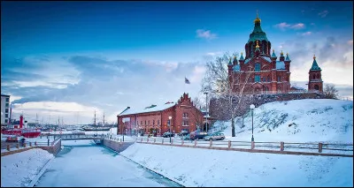 Culture : Quelle information concernant la qualité de vie des Finlandais est exacte ?