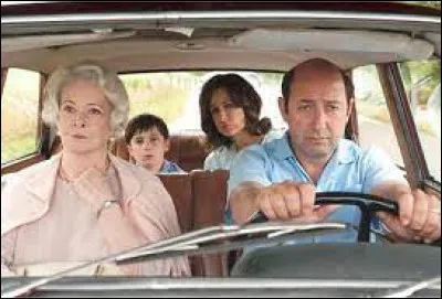 Dans le film "Les vacances du Petit Nicolas", où part Nicolas et sa famille en vacances ?