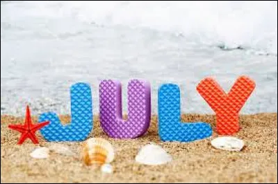 Quel évènement sportif a lieu pendant les trois premières semaines de juillet ?