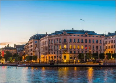 Économie : Parmi ces marques, laquelle n'est pas suédoise ?