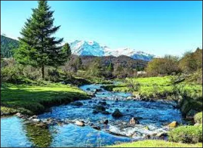 Tu pars à la montagne, que mets-tu dans ton sac ?