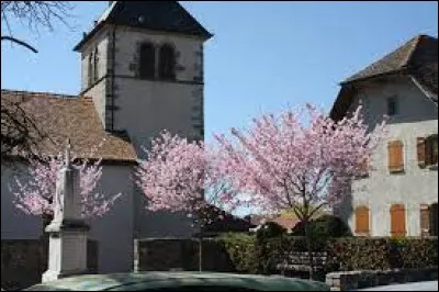 Je vous emmène en Auvergne-Rhône-Alpes, à Ballaison. Commune de l'aire d'attraction de Genève-Annemasse, elle se situe dans le département ...