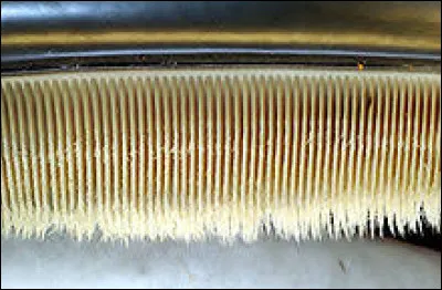 Quel chanteur a divorcé d'avec Pia Colombo en 1963 ?