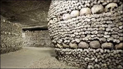 Une sépulture souterraine que l'on peut visiter.