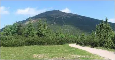 Géo : Quel est le point culminant de la République tchèque ?