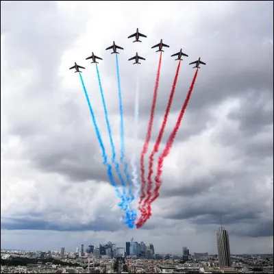 Cette année quel jour tombe la fête du 14 juillet ?