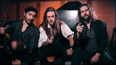 Complétez : 
"Seid auf der Hut, denn wenn die Stimmung..."