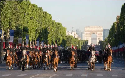 Les chevaux défilant le jour du défilé sont ceux de la...
