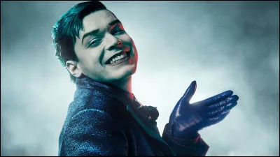 Lors du dernier épisode de la saison 4 de la série ''Gotham'', quel personnage le Joker aide-t-il à faire sauter les ponts de la ville ?
