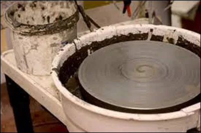 Quel artisan peut se servir de ce type de tour ?