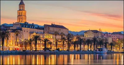 Split : par quelle mer est bordée la ville de Split ?