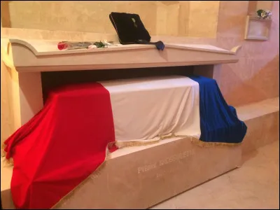 Pierre Brossolette est né et décédé à Paris :