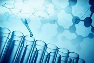Dans ce r&eacute;seau, a et b sont &eacute;quivalents tandis que alpha = b&ecirc;ta = 90&deg;, gamma = 120&deg;...