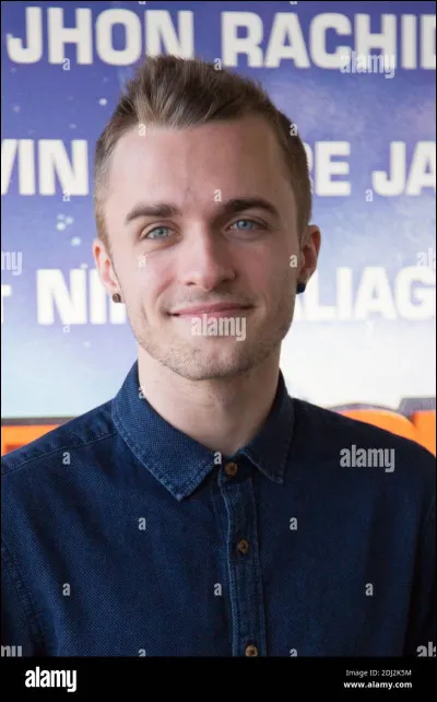 Comment te qualifierais-tu pour avoir connu Squeezie ?