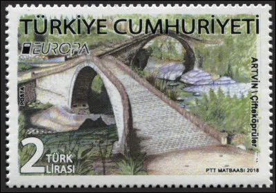 Turquie (2) > Très fort en ponts, les Ottomans les construisaient parfois par paire, tels ceux-ci [...de quel type et pourquoi ?], non loin de la frontière géorgienne.