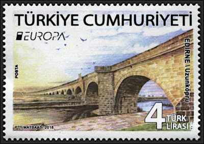 Turquie > C'est le pont de pierre (du XVe s.) le plus long du monde avec ses 1 392 m ! Quelle affirmation est fausse concernant le fleuve, Meric ou Évros, qu'il enjambe ?
