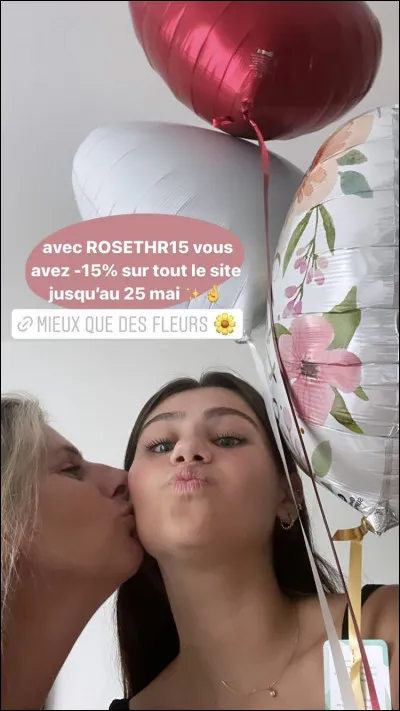 Comment se pr&eacute;nomme la maman de Rose ?