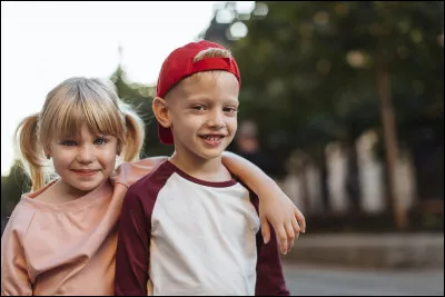 Comment s'appelle son frère ?