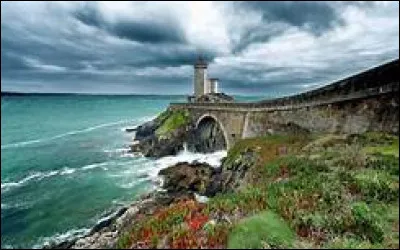 En 2013, combien de Bretons étaient favorables à l'indépendance de la Bretagne ?