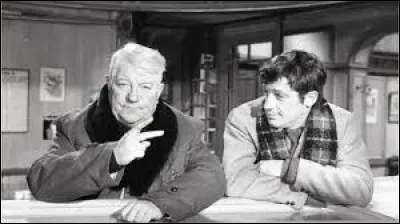 Dans "Un singe en hiver'", film de Henri Verneuil sorti en 1962, on peut admirer Jean Gabin et Jean-Paul Belmondo s'en coller une sévère au cours d'un java mémorable. De qui est le roman dont est tiré ce monument d'anthologie ?