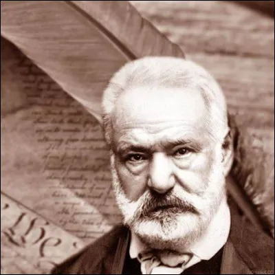 Que fait l'or du soir selon Hugo ?