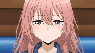 De quel anime vient ce personnage aux cheveux roses ?