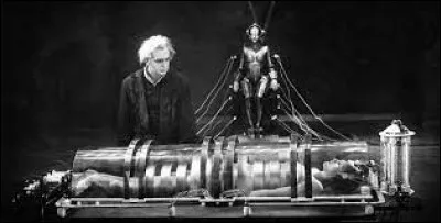 Cinéma : En quelle année est sorti le film de science-fiction allemand "Metropolis" ?