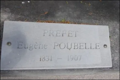 Eugène Poubelle est décédé le 15 juillet :