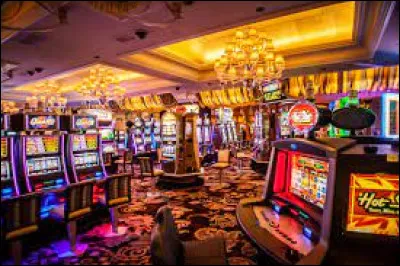 À partir de quel âge est-on autorisé à rentrer seul dans un casino ?