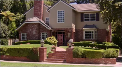 Pourquoi Henry déteste-t-il quand Ray vient chez lui ?