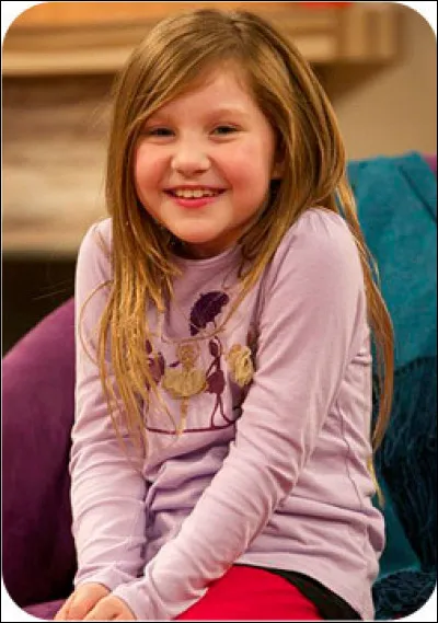 Comment s'appelle la petite sur d'Henry ?