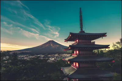 Retrouvez le plus haut sommet japonais :