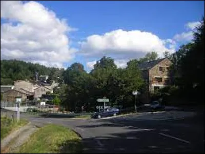 Nous terminons notre balade dans les Cévennes, à Saint-Roman-de-Tousque. Hameau de Moissac-Vallée-Française, il se situe dans le département ...