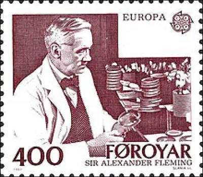 Qui a remis la légion d'honneur à Alexander Fleming ?