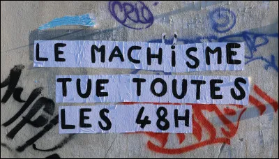 Comment s'appelle l'acte d'une personne qui ne tue que des femmes car elles sont des femmes ?