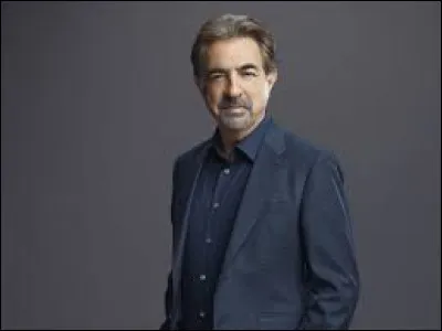 Combien de femmes David Rossi a-t-il eues ?