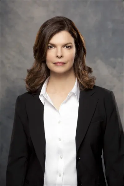 Qui connaissait Alex Blake, avant qu'elle ne rejoigne l'équipe ?