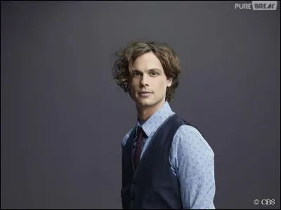 Avec qui Spencer Reid joue-t-il aux échecs ?