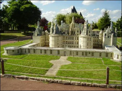 Lequel de ces départements est le plus peuplé en 2022 ?